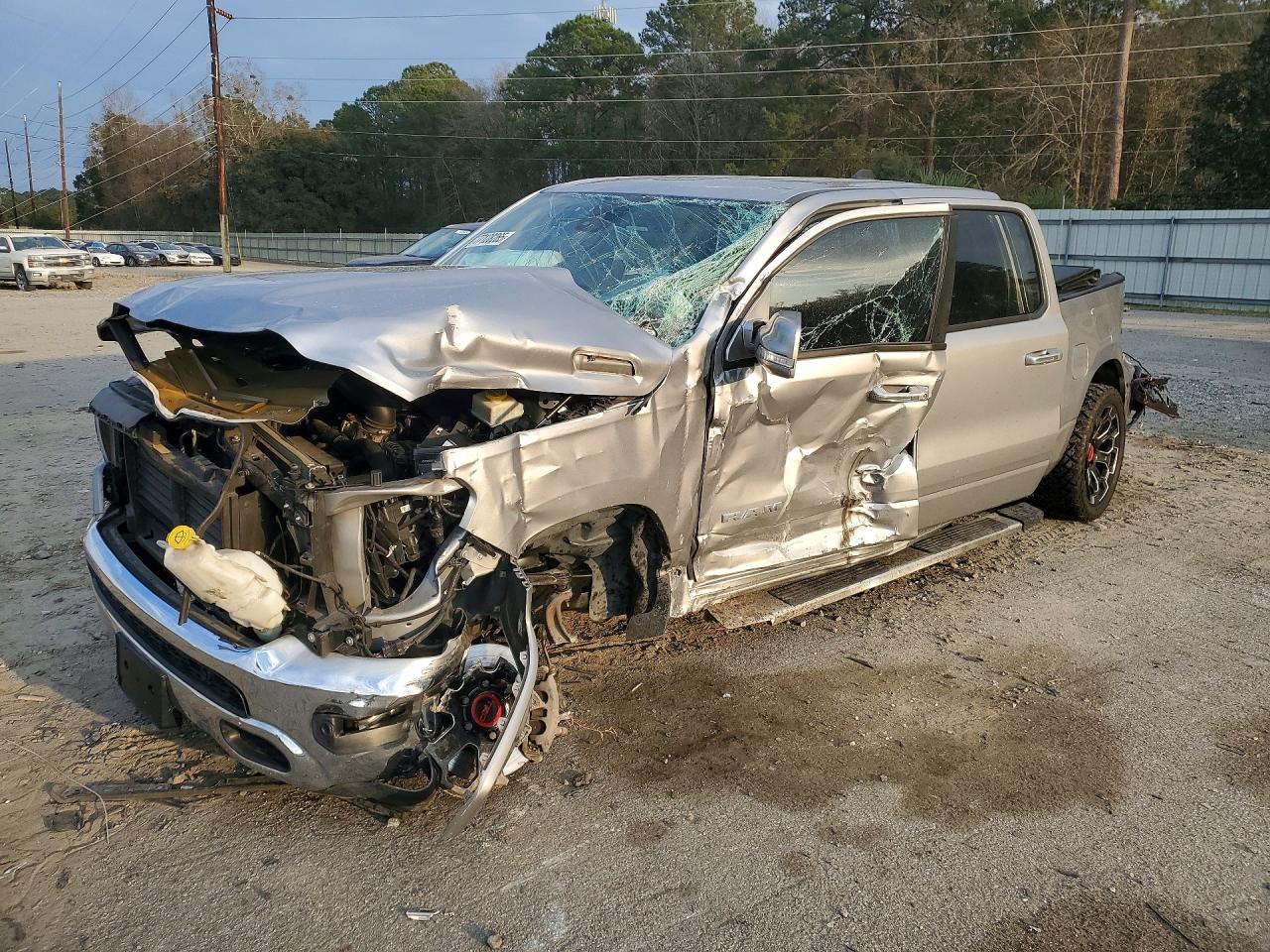 Salvage Ram 1500 Image