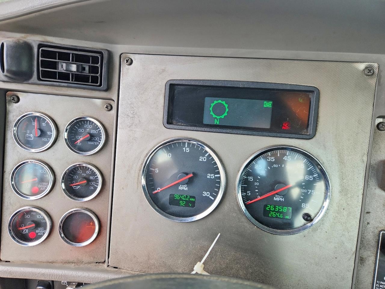 Kenworth T370