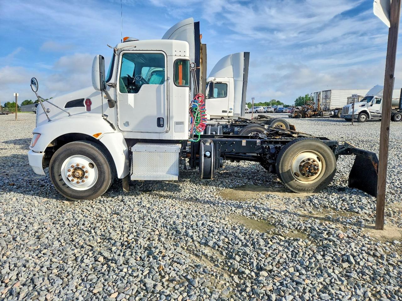 Kenworth T370