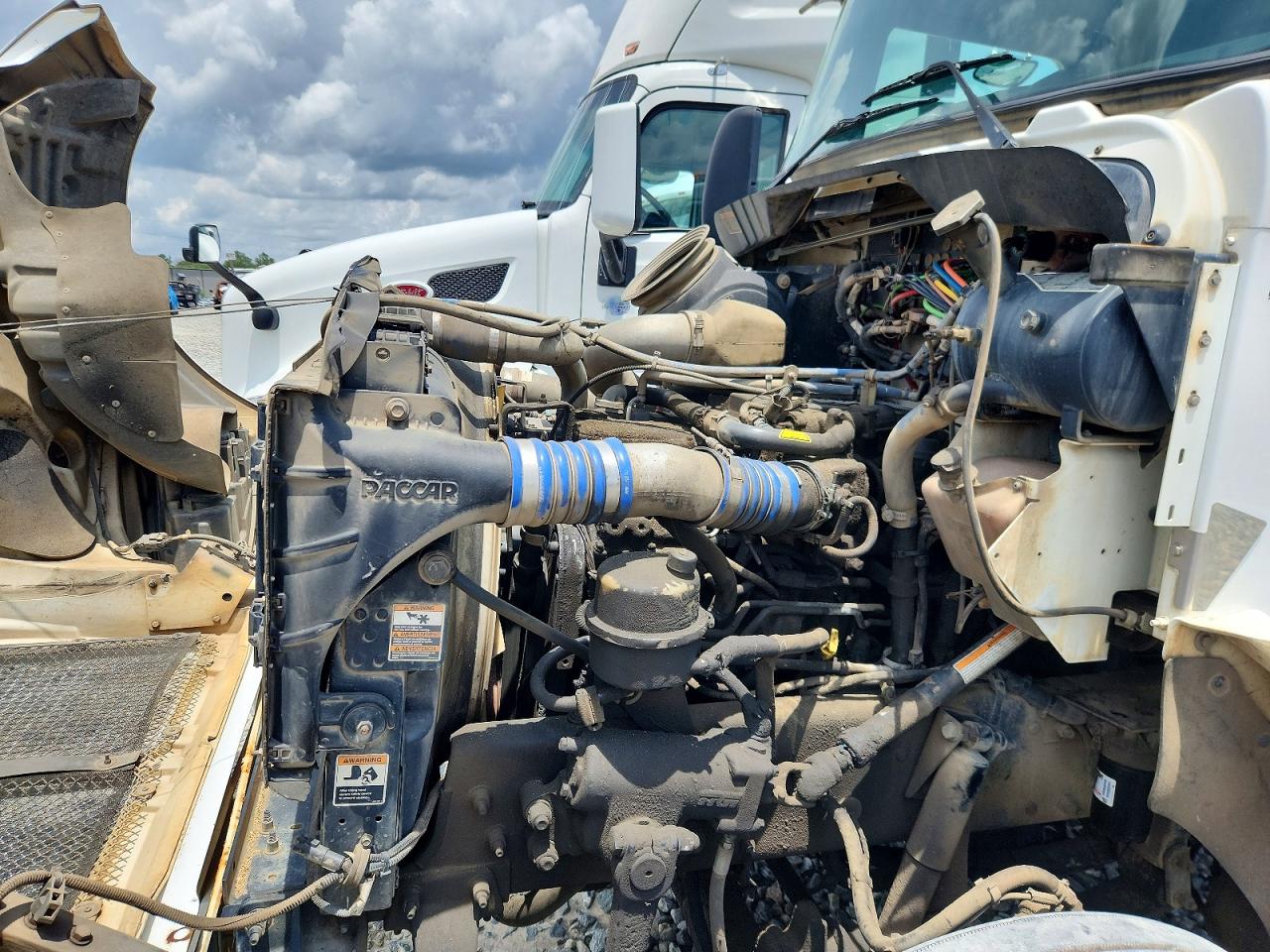 Kenworth T370