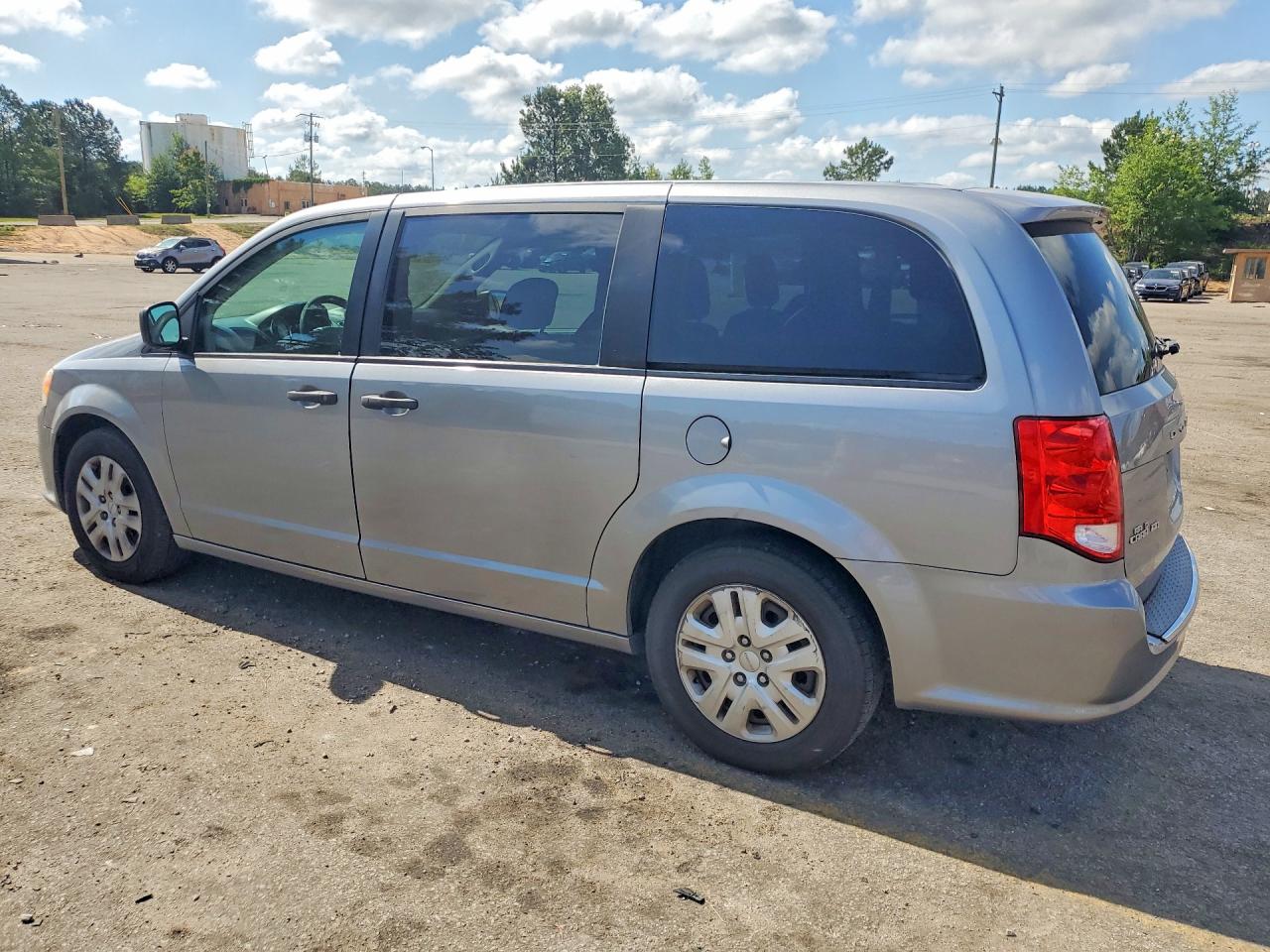 Dodge Caravan Se