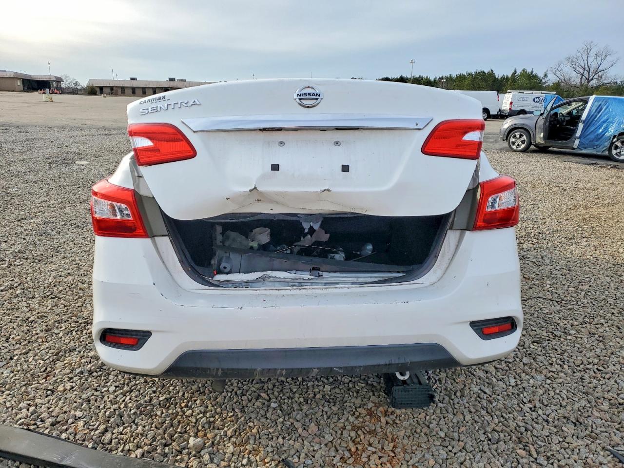 Nissan Sentra S