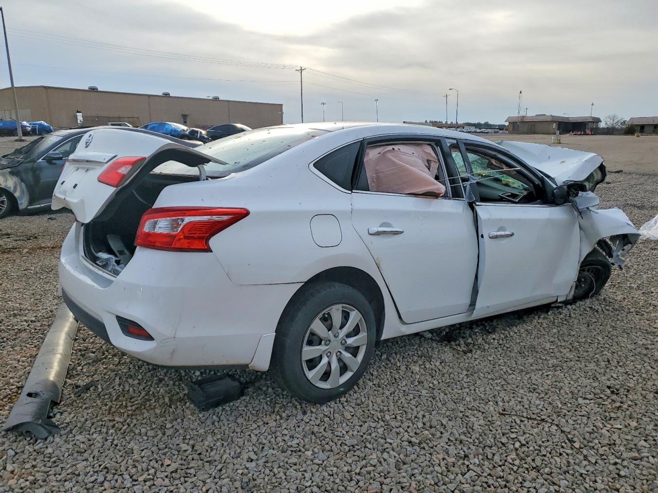 Nissan Sentra S