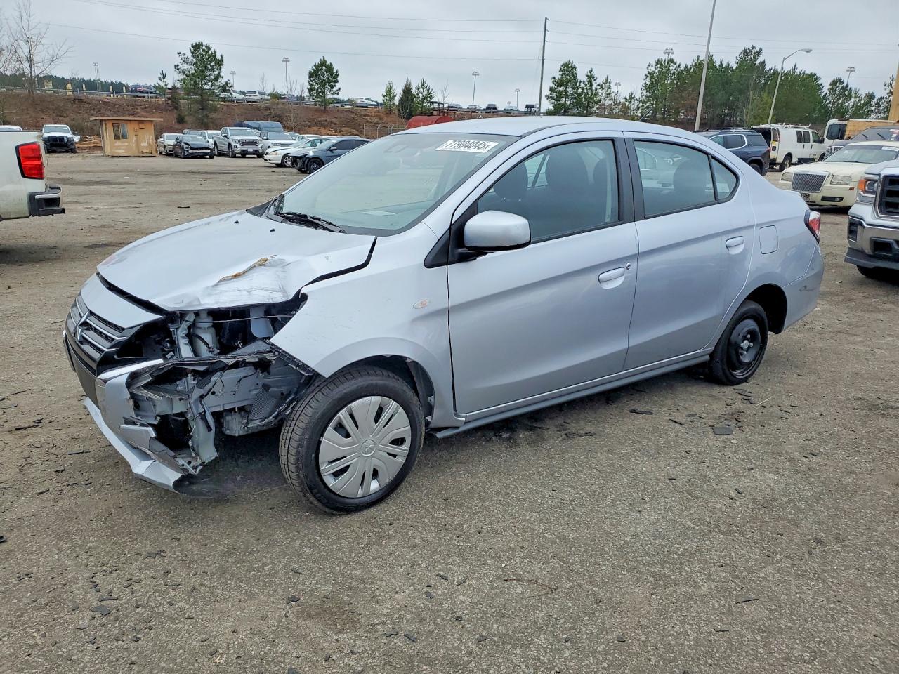 Salvage Mitsubishi Mirage Image