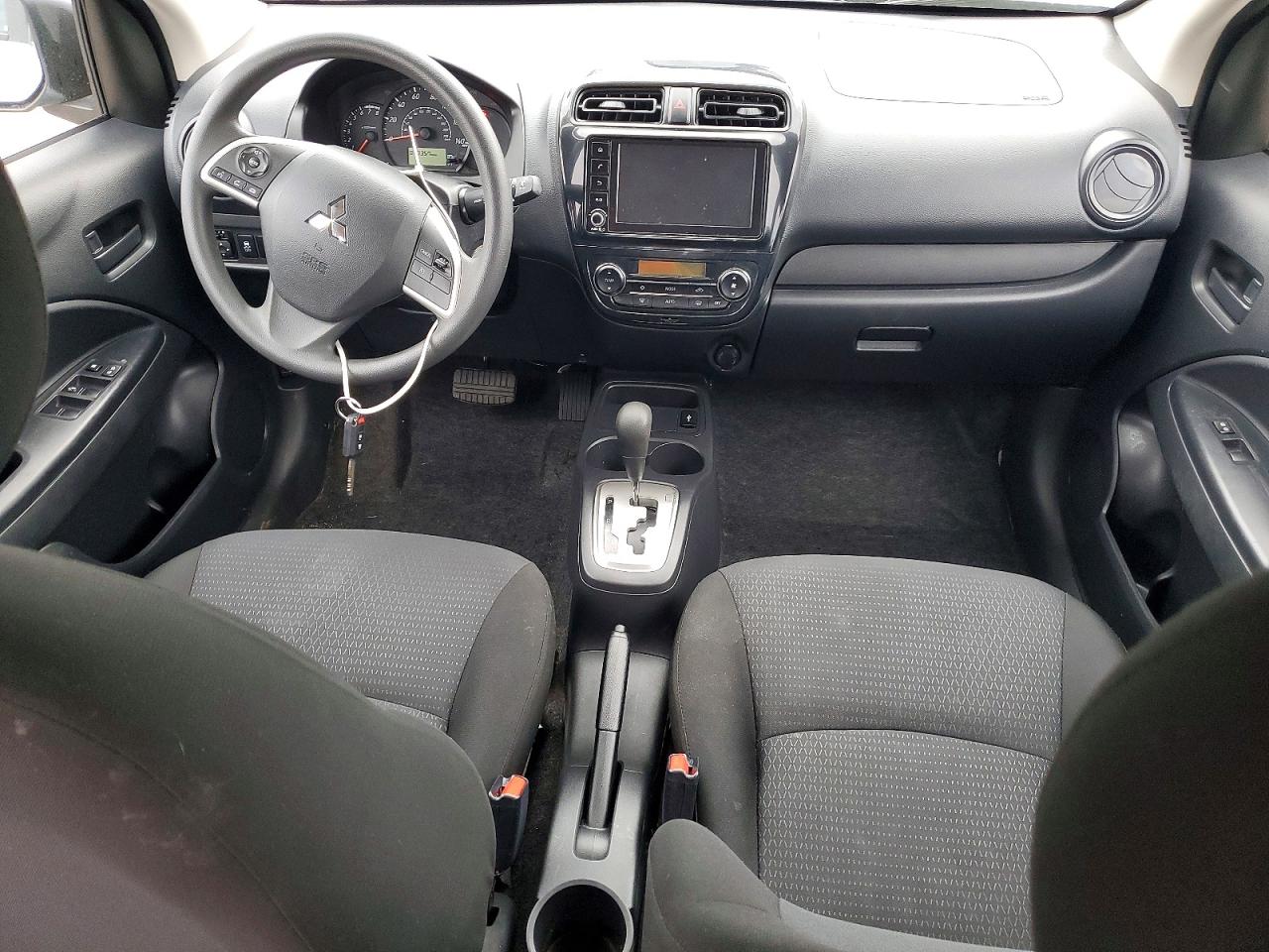 Mitsubishi Mirage G4 Es