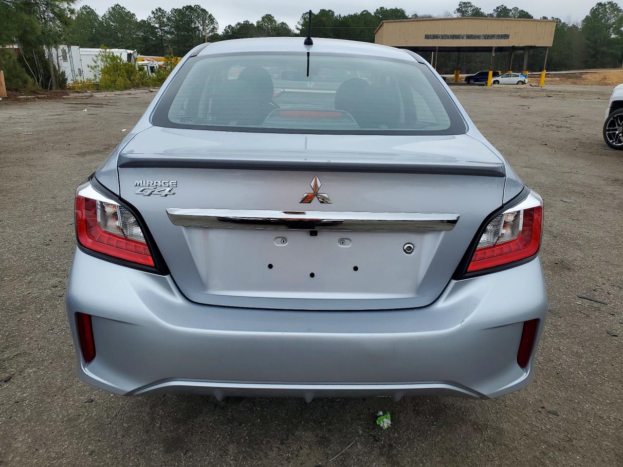 Mitsubishi Mirage G4 Es