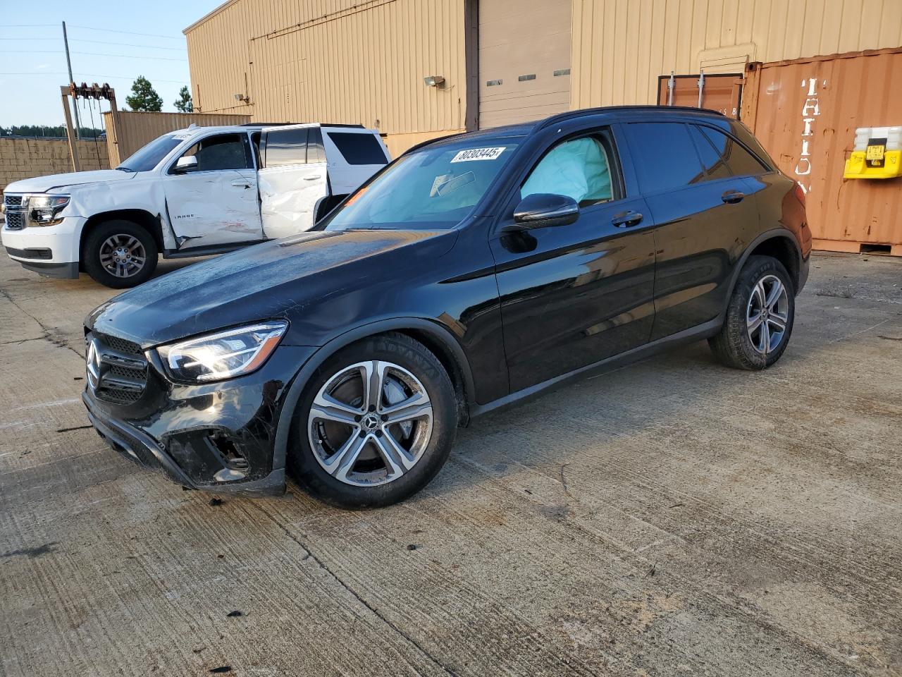 Salvage Mercedes-Benz GLC Image