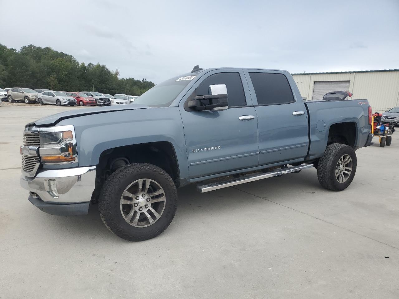 Salvage Chevrolet Silverado K1500 Lt Image