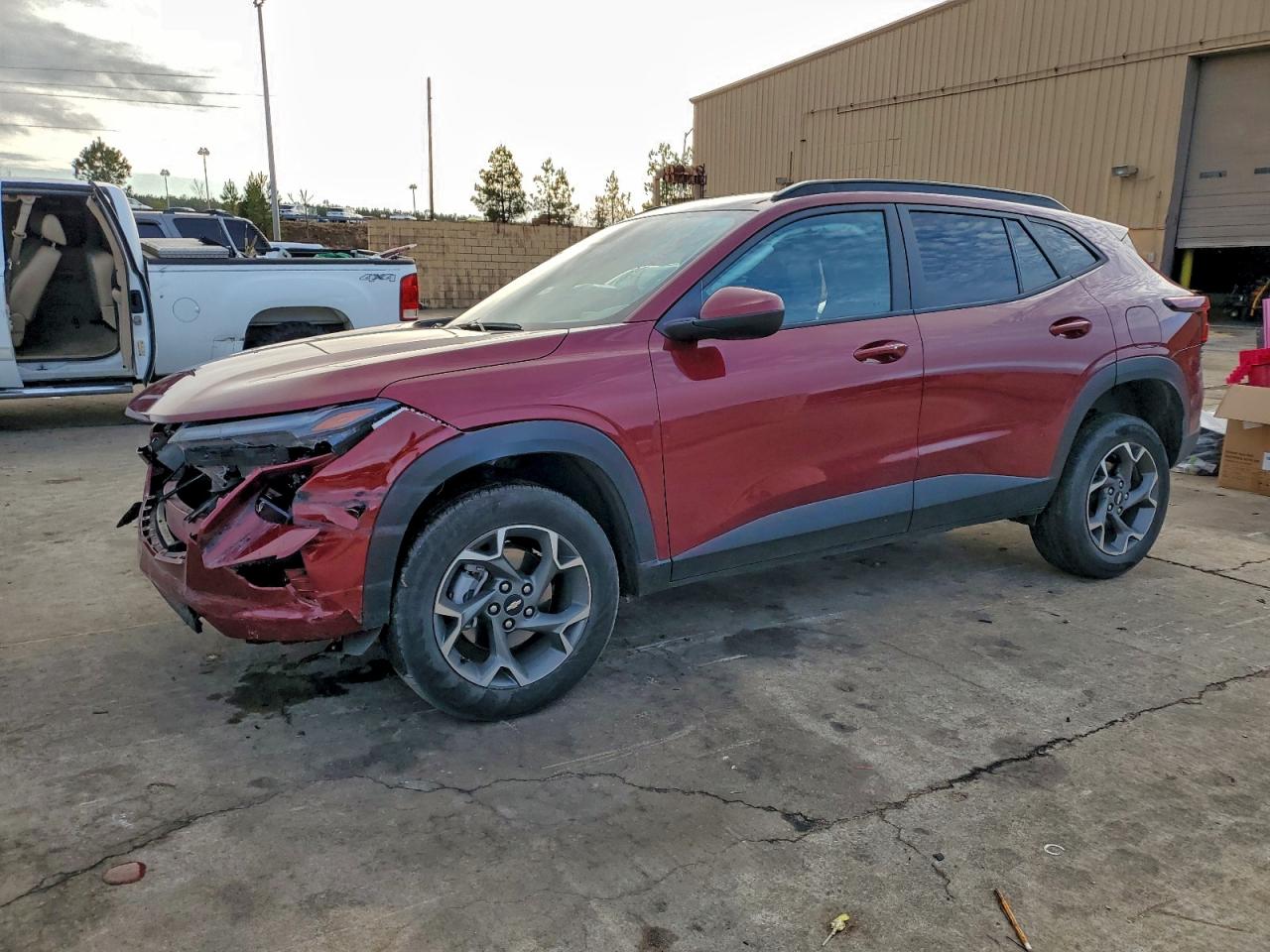 Salvage Chevrolet Trax Image
