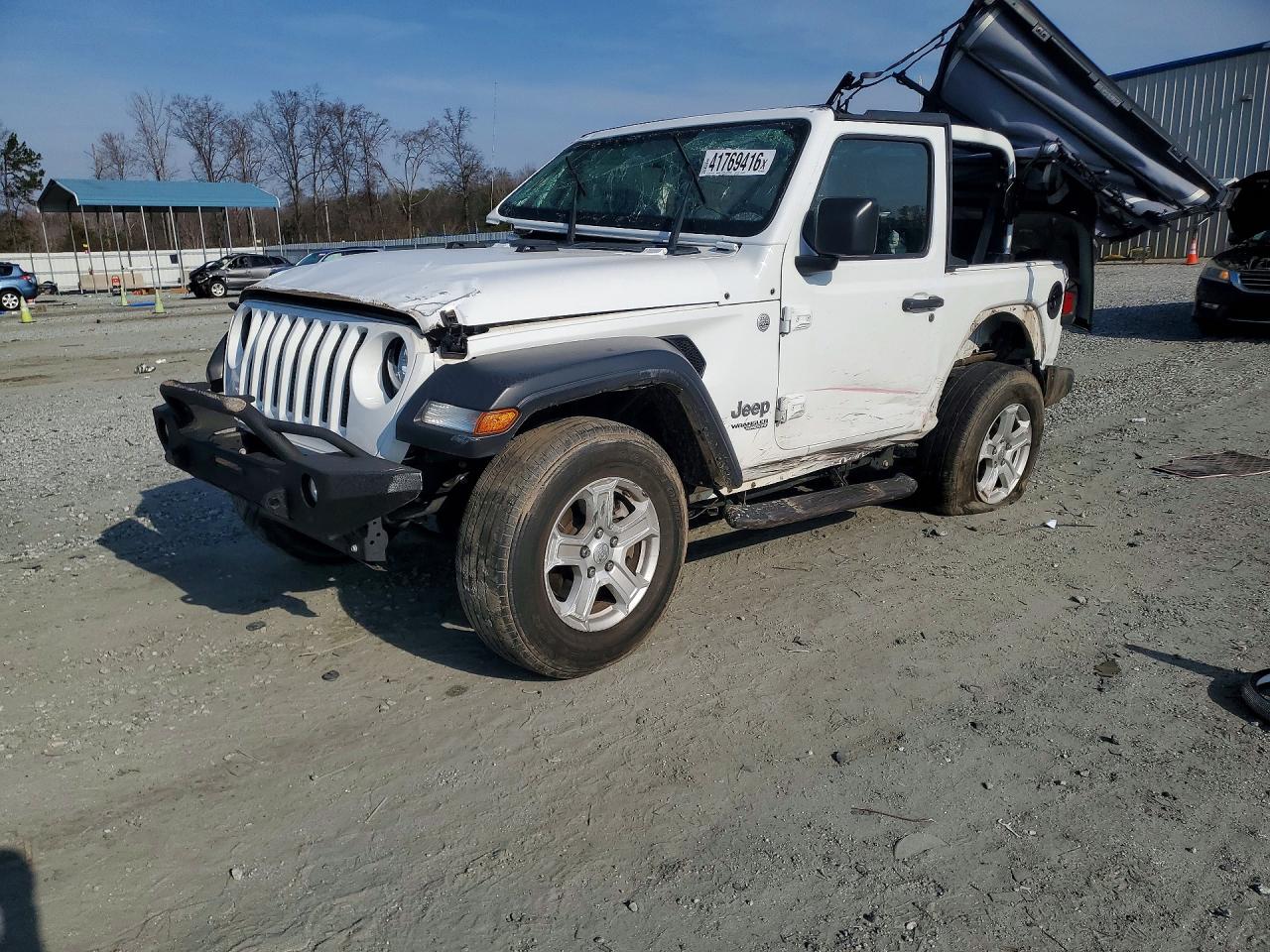 Salvage Jeep Wrangler Image