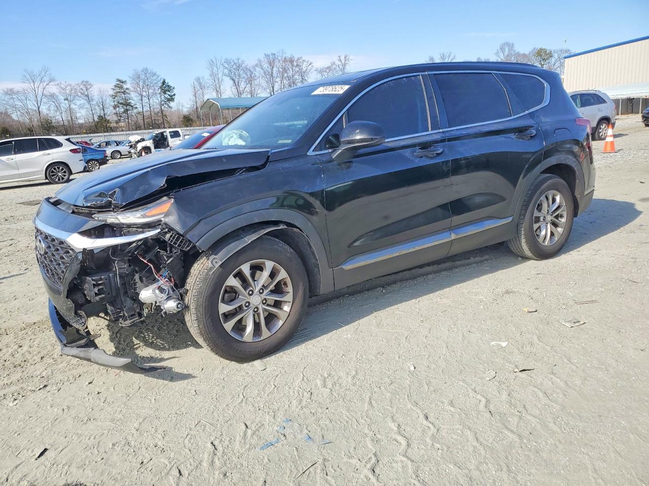 Salvage Hyundai SANTA FE Image
