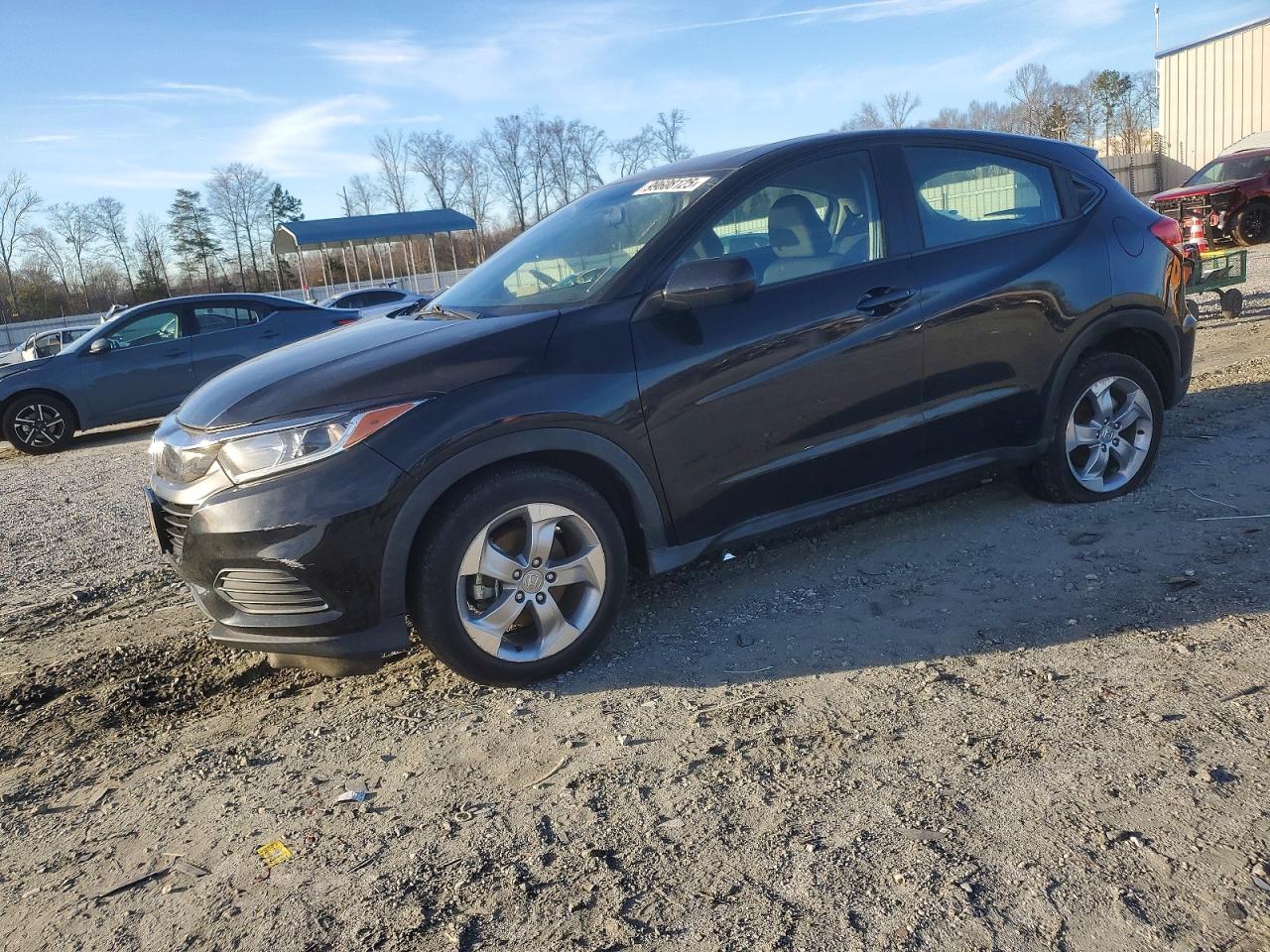 Salvage Honda HR-V Image