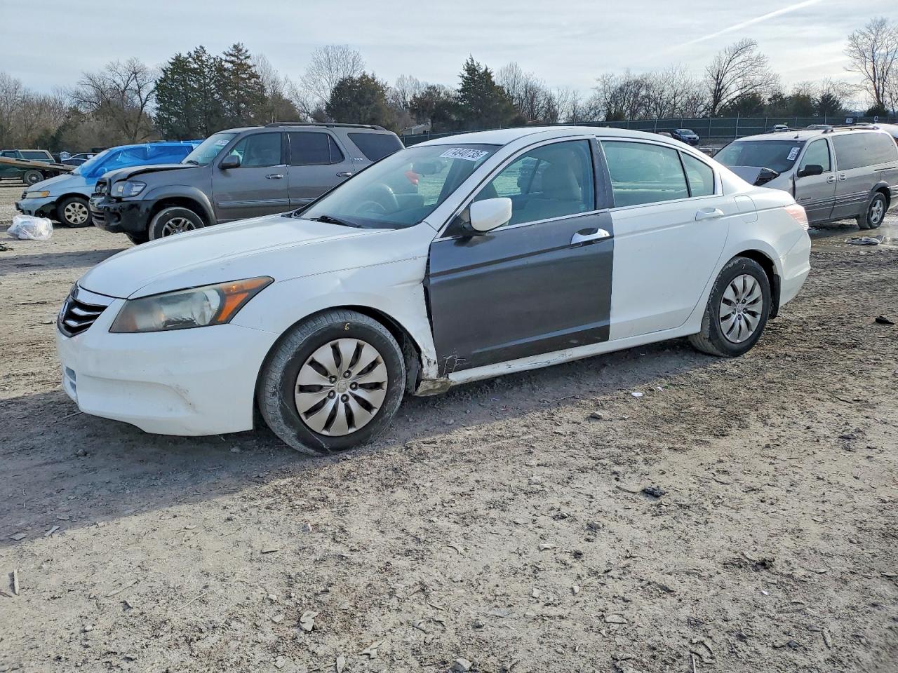 Salvage Honda Accord Image