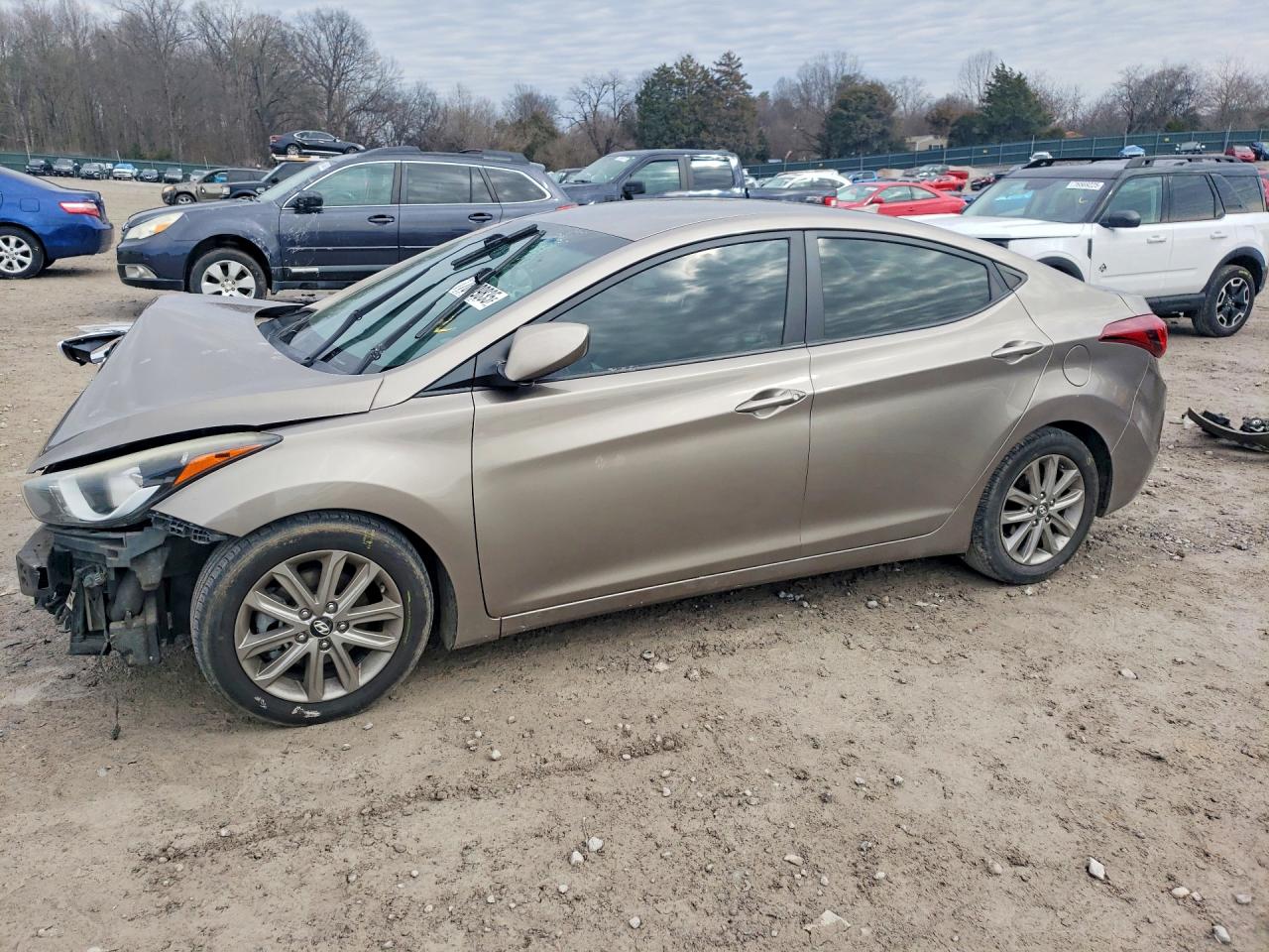 Salvage Hyundai ELANTRA Image