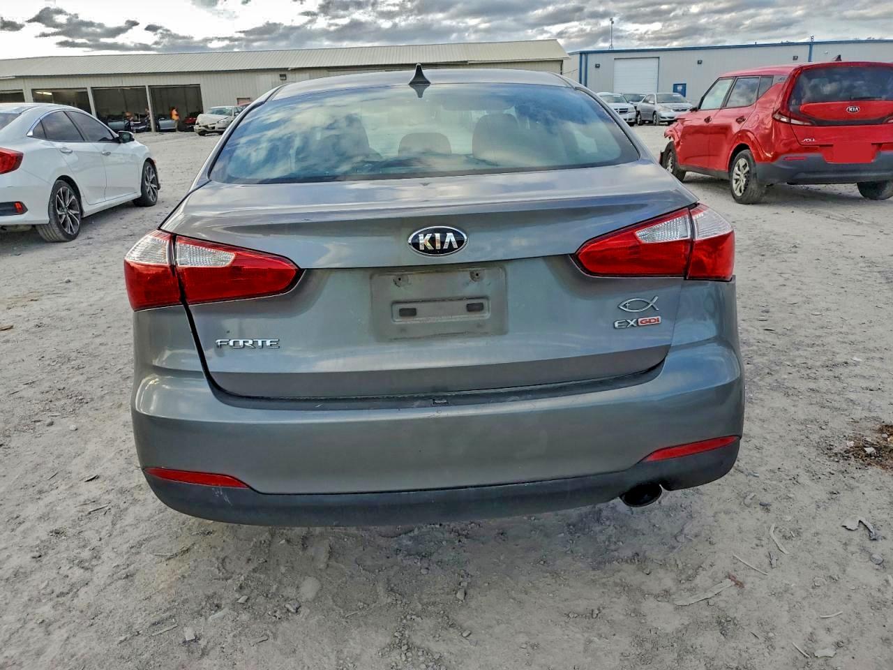 Kia Forte Ex