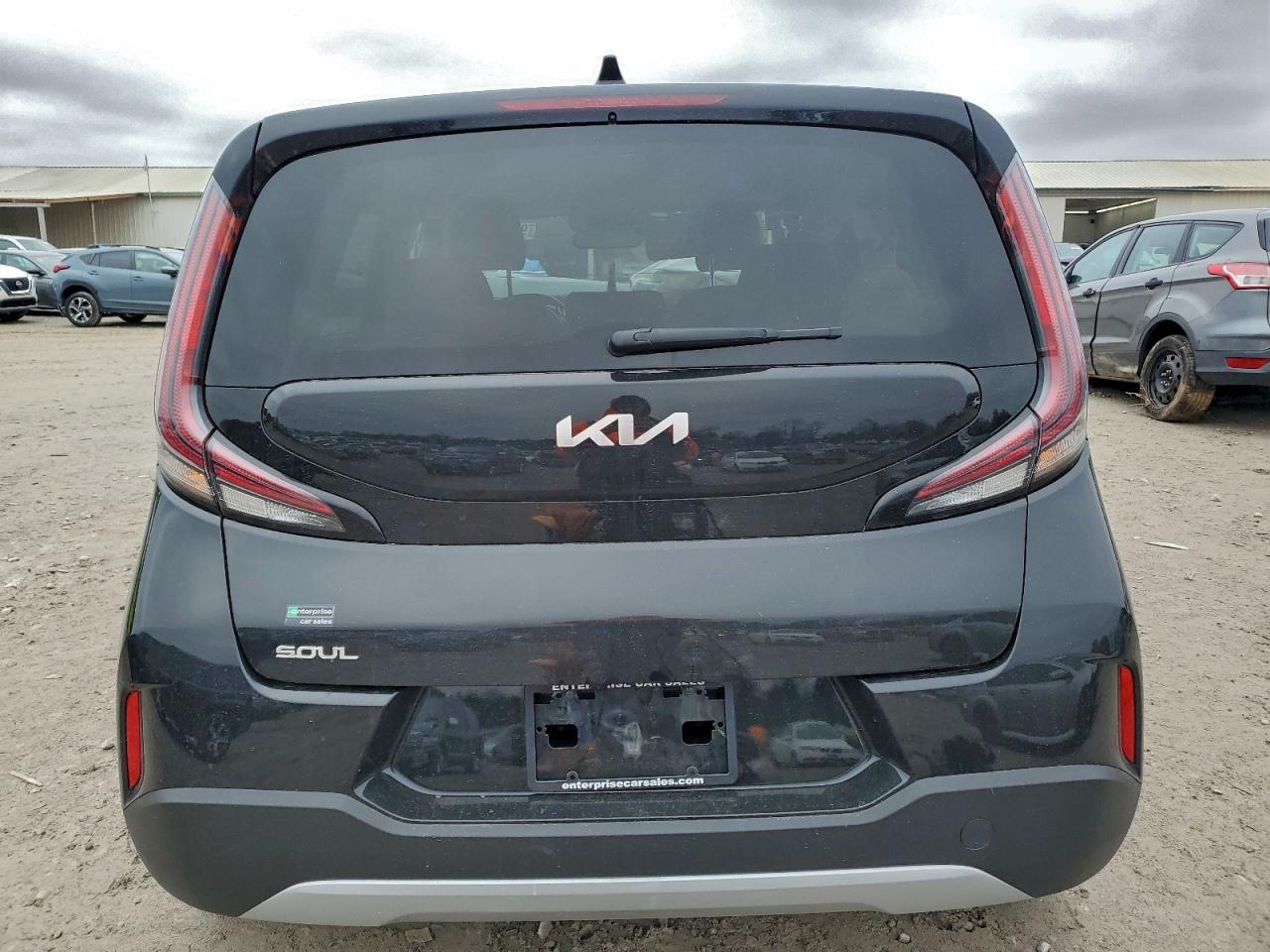Kia Soul Lx