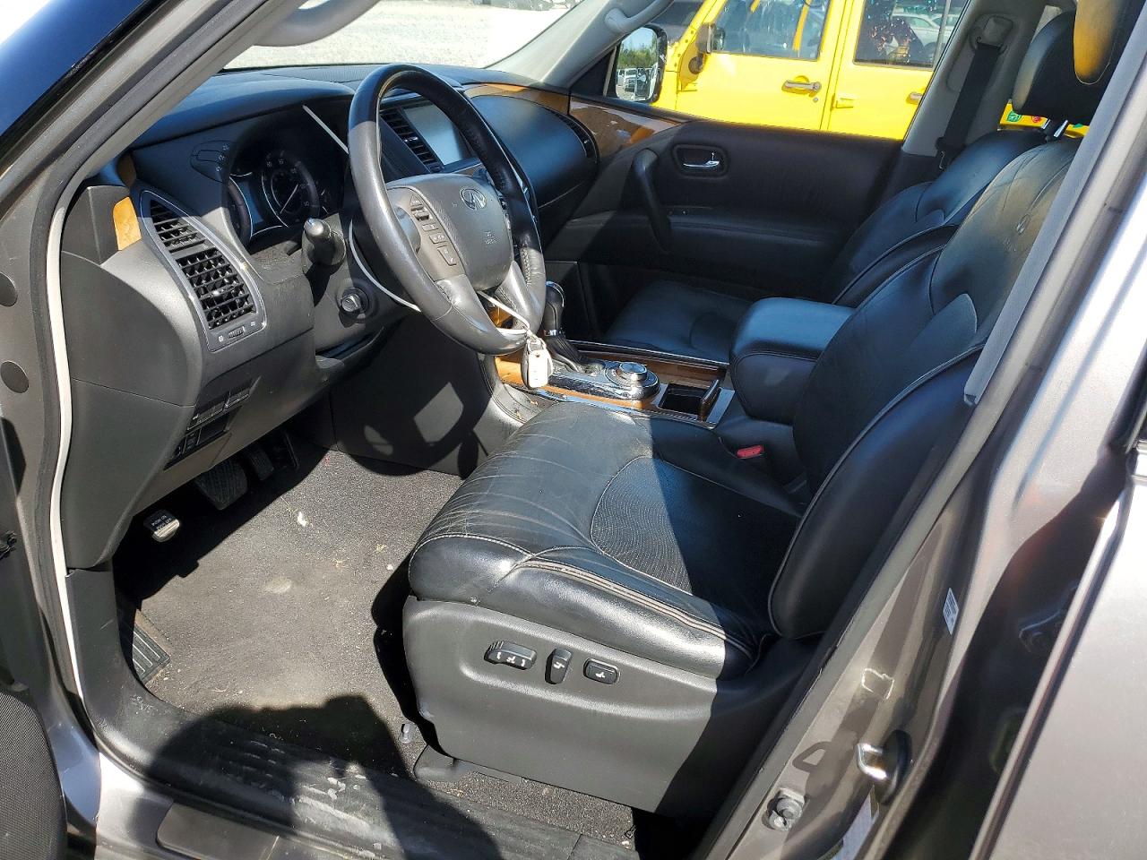 INFINITI Qx Base