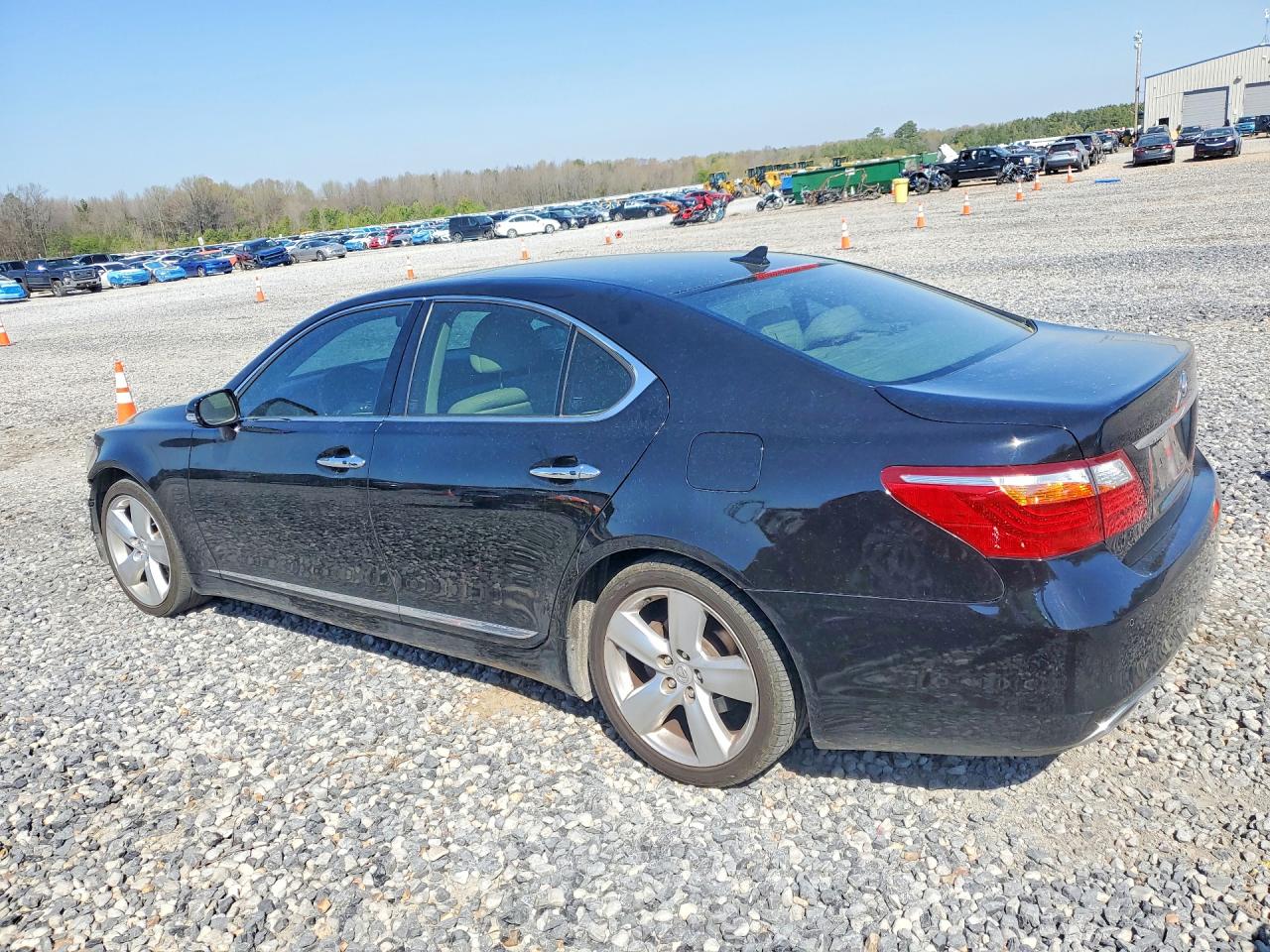 Lexus LS Base
