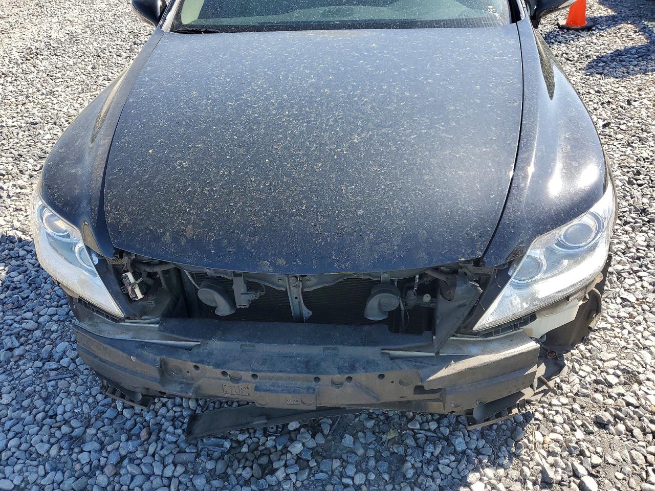 Lexus LS Base