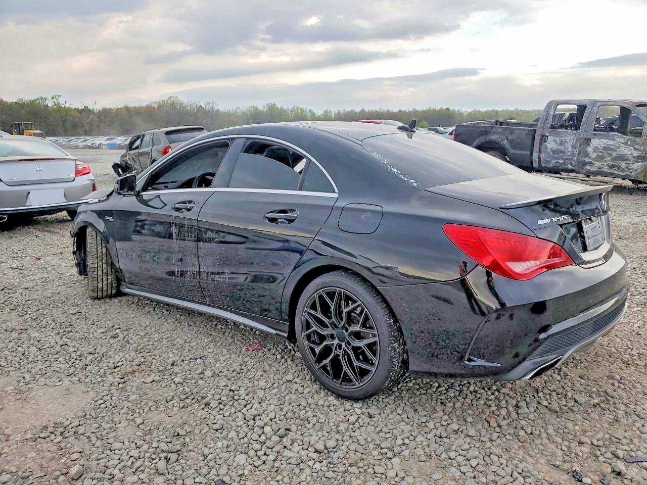 Mercedes-Benz Cla-class 45 Amg
