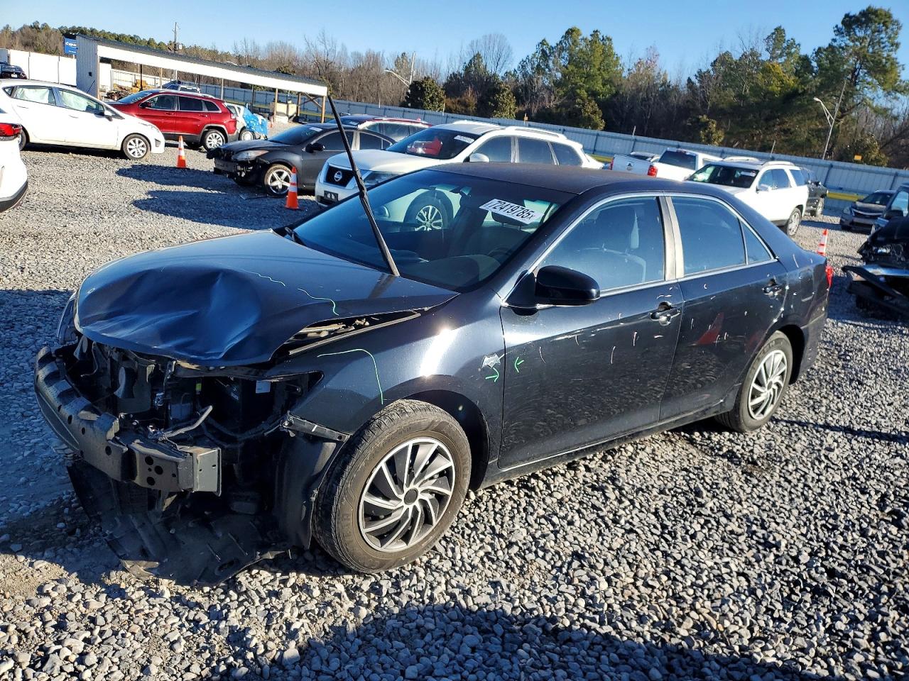Salvage Toyota Camry Image
