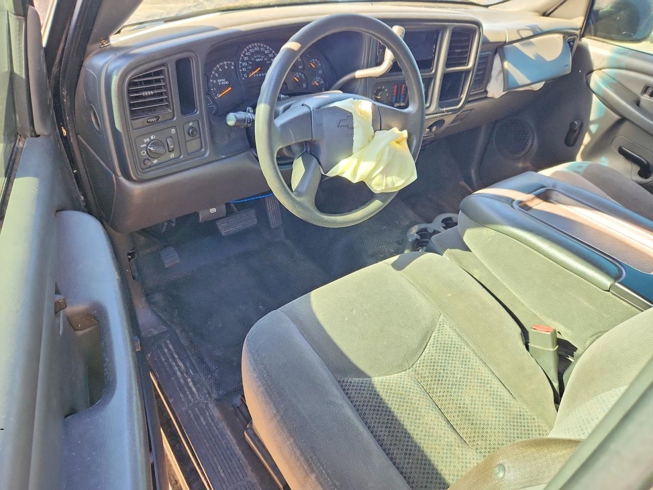 Chevrolet Silverado C1500 Classic