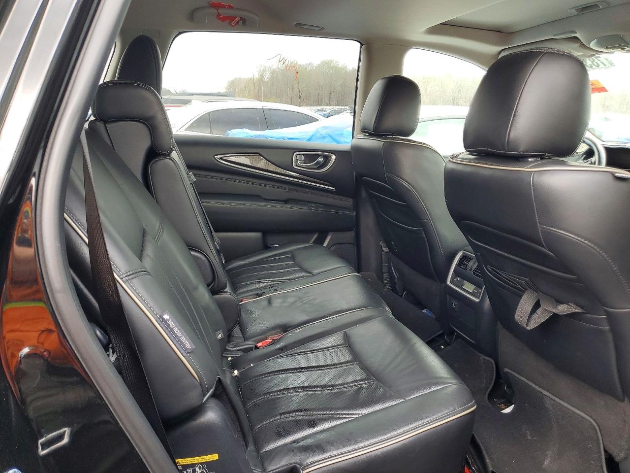 INFINITI Qx Luxe
