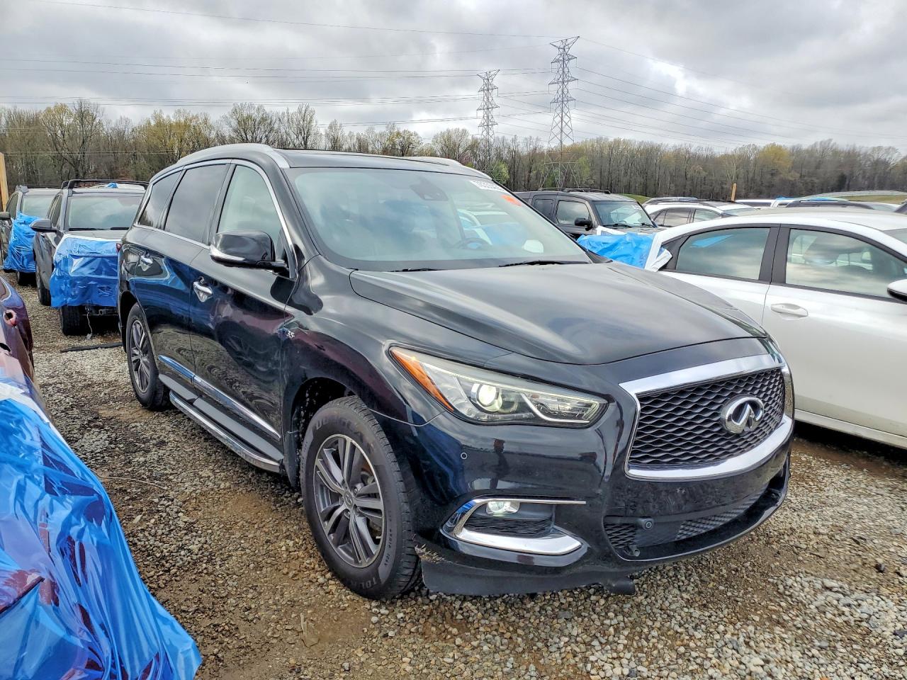 INFINITI Qx Luxe