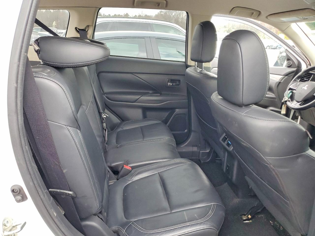 Mitsubishi Outlander Se