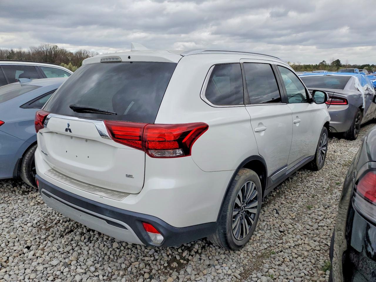 Mitsubishi Outlander Se