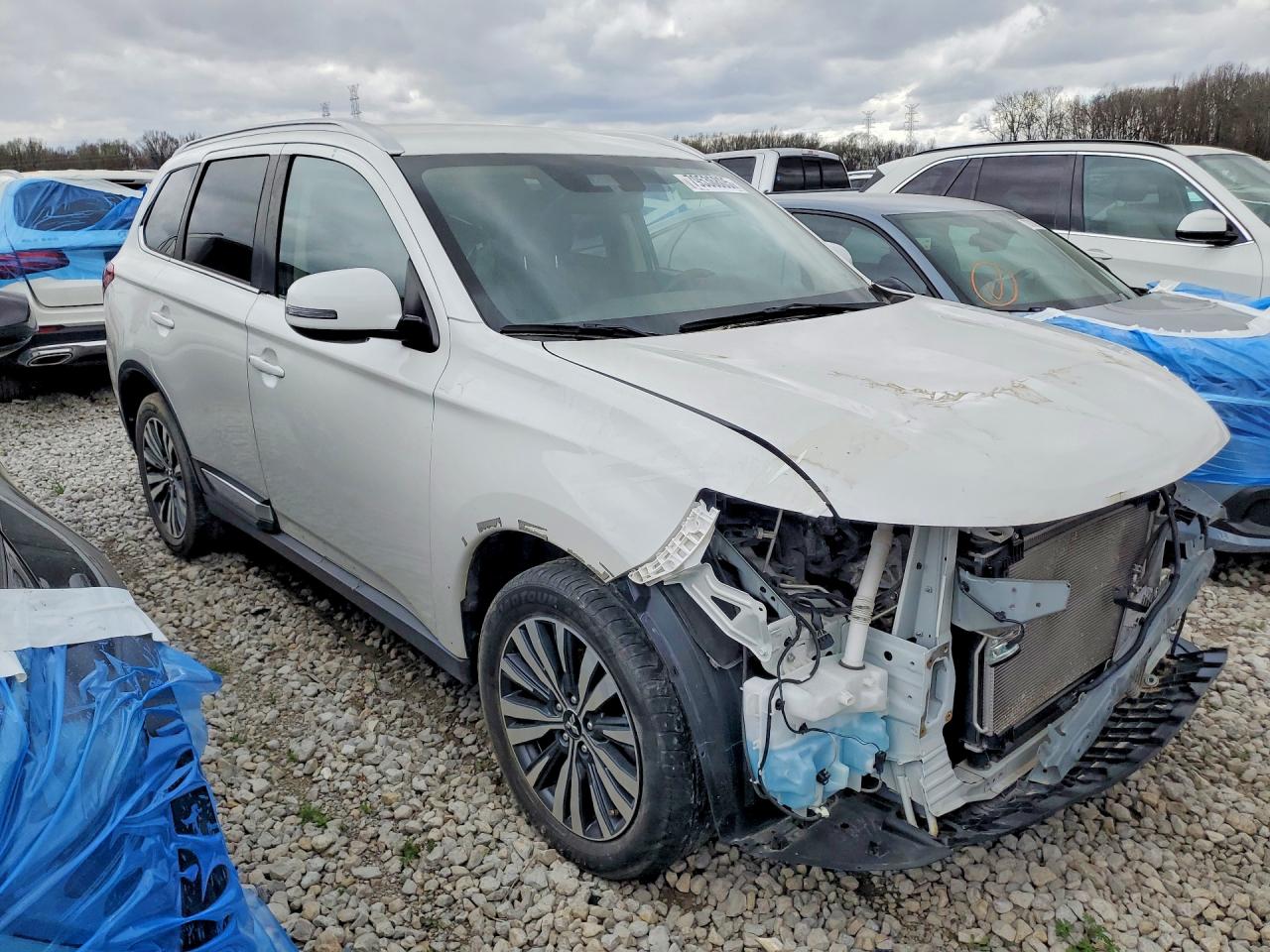 Mitsubishi Outlander Se