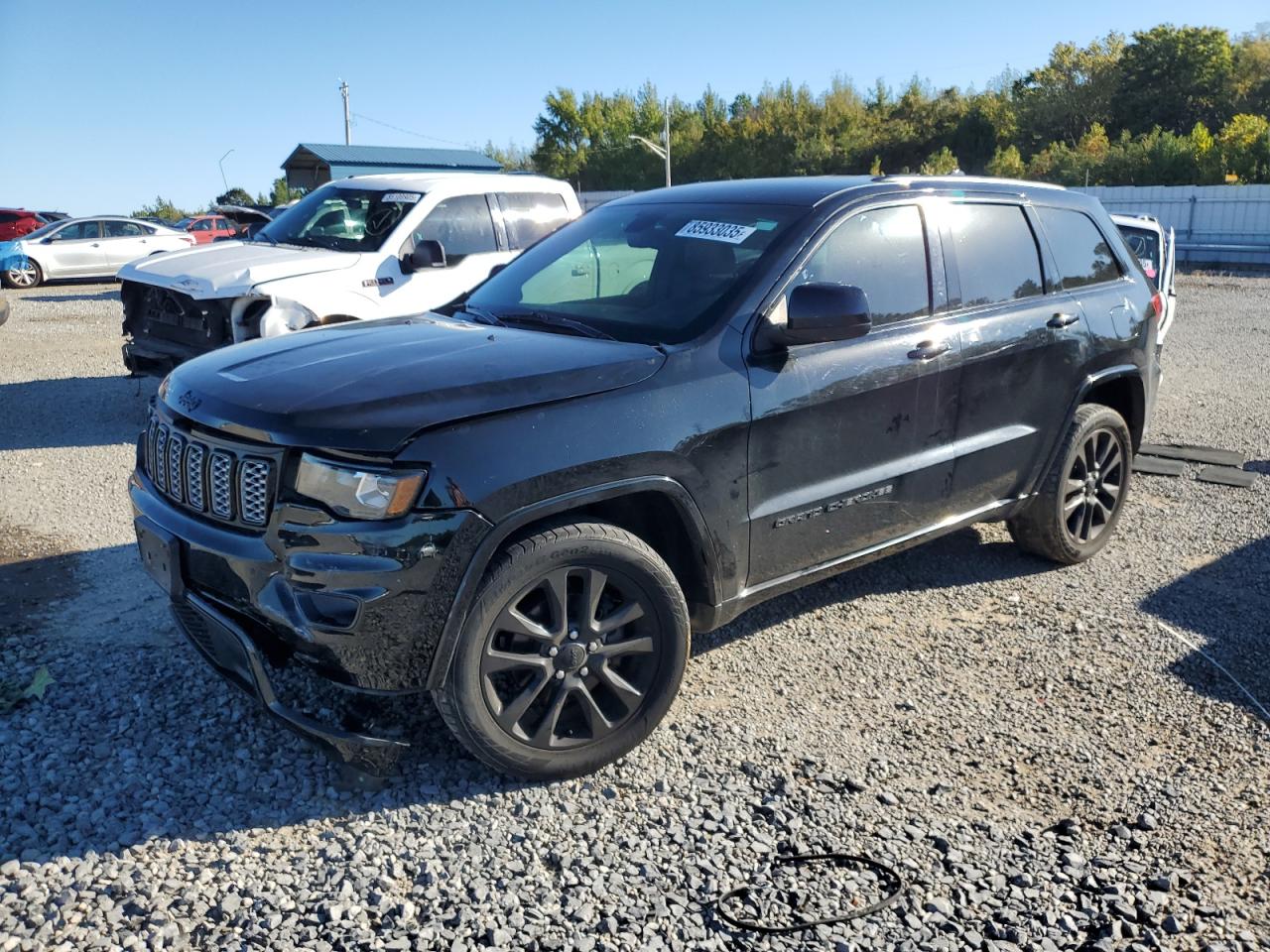 Salvage Jeep Grand Cherokee Image