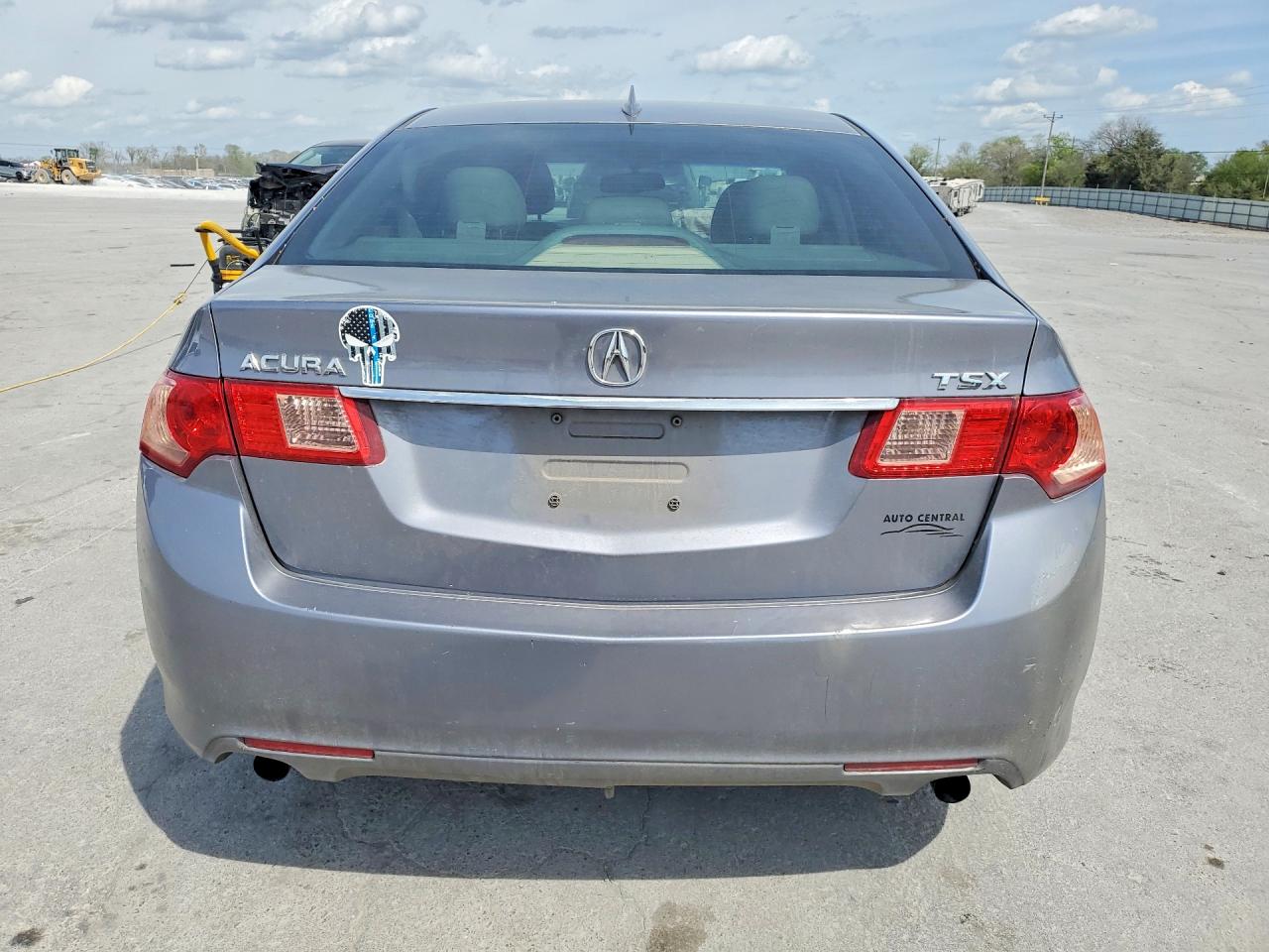 Acura TSX