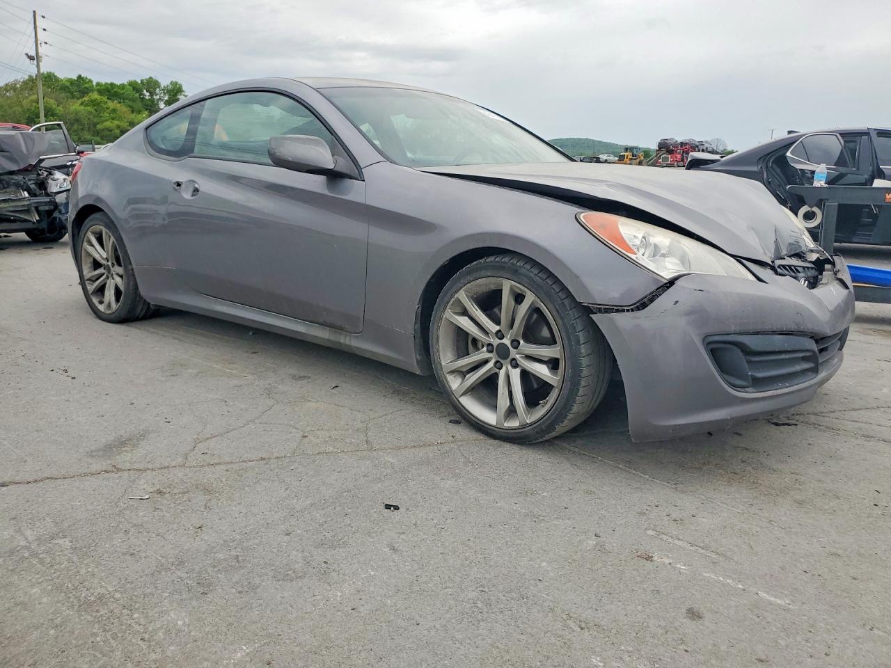 Hyundai Genesis 2.0t