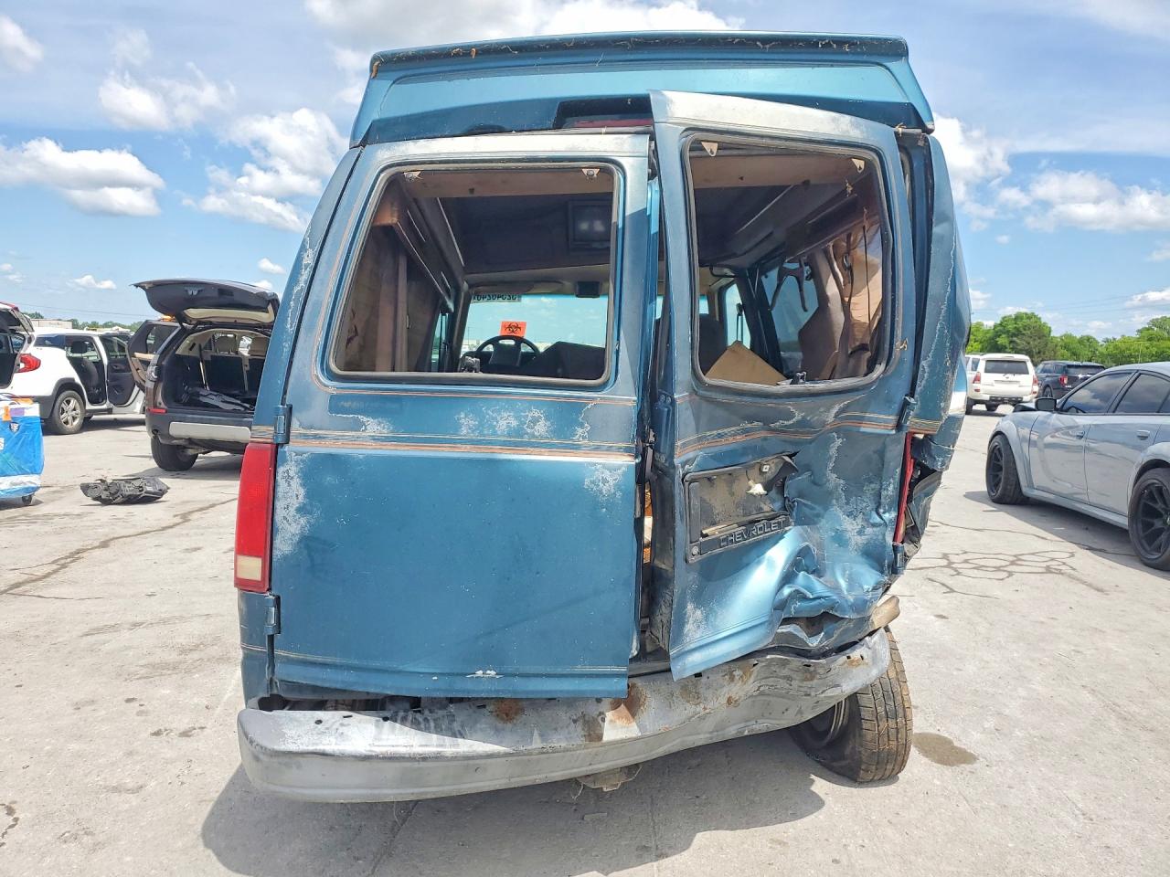 Chevrolet Astro