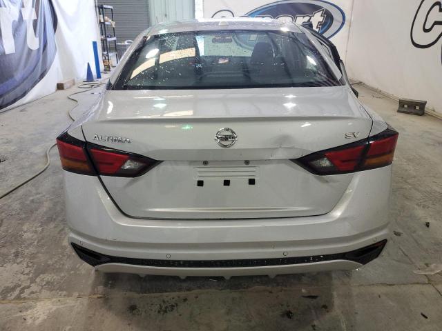 Nissan Altima Sv