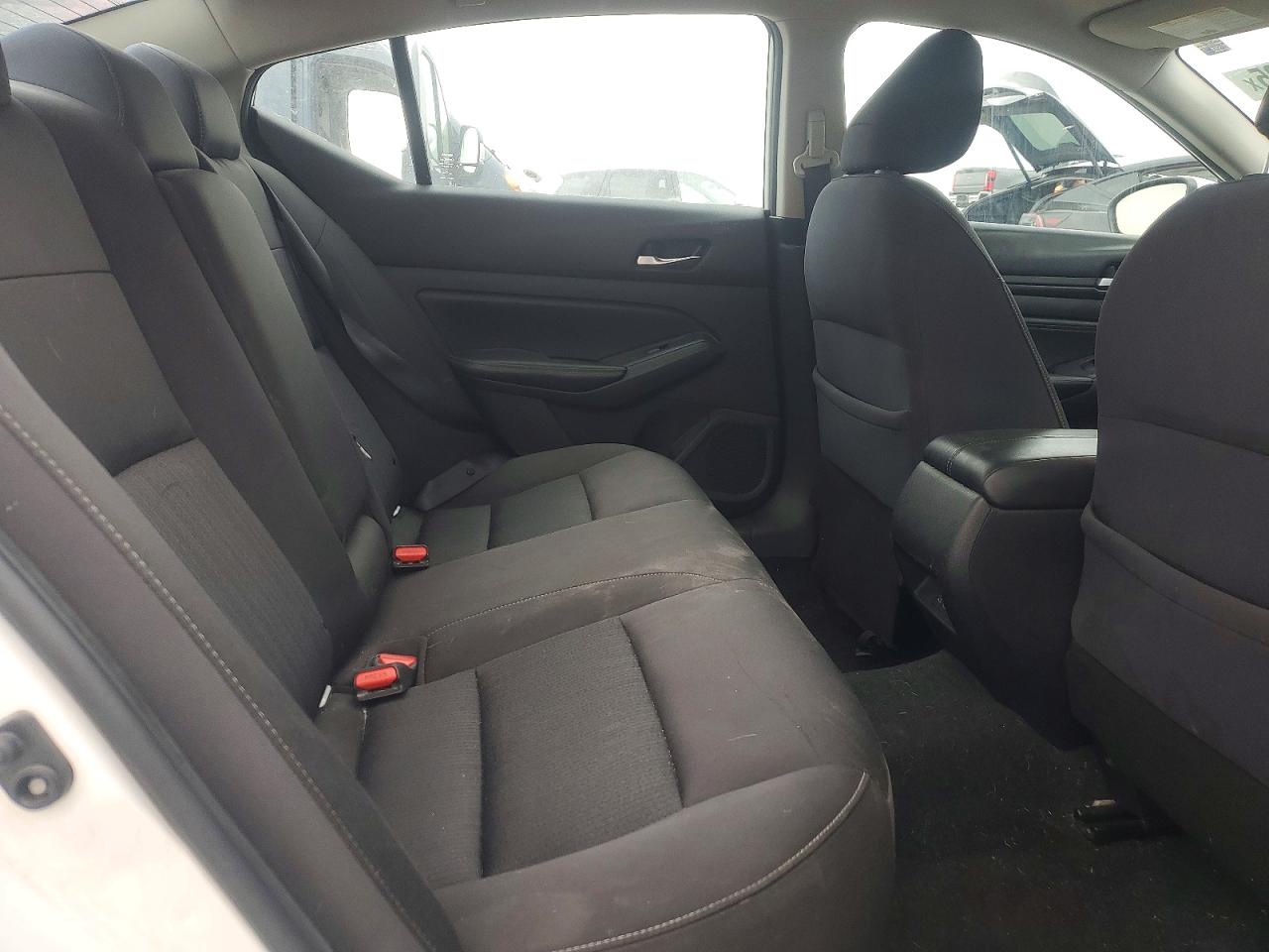 Nissan Altima S
