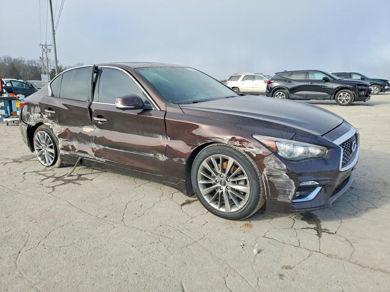 INFINITI Q50 3.0t Luxe