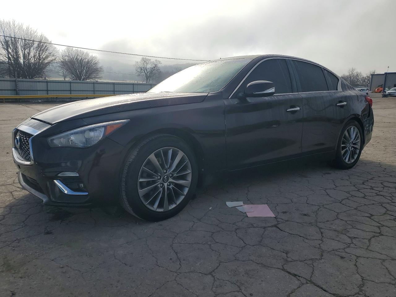 Salvage INFINITI Q50 Image