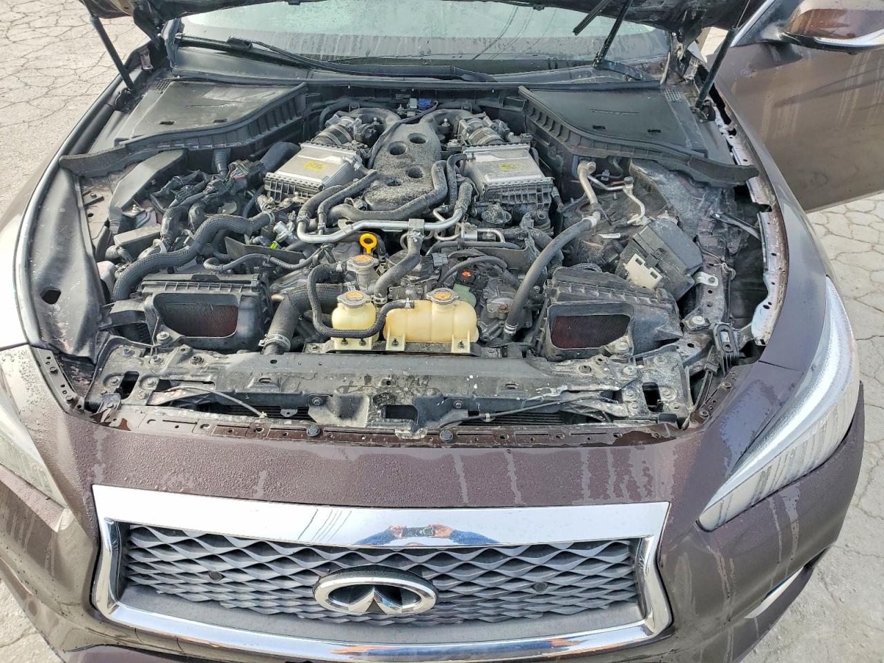 INFINITI Q50 3.0t Luxe