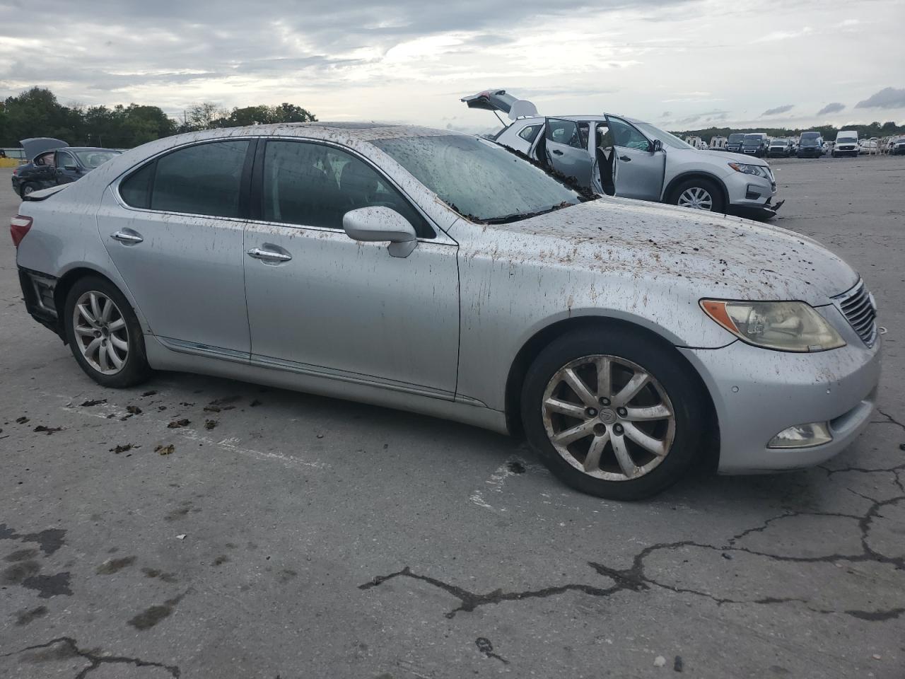 Lexus LS 460