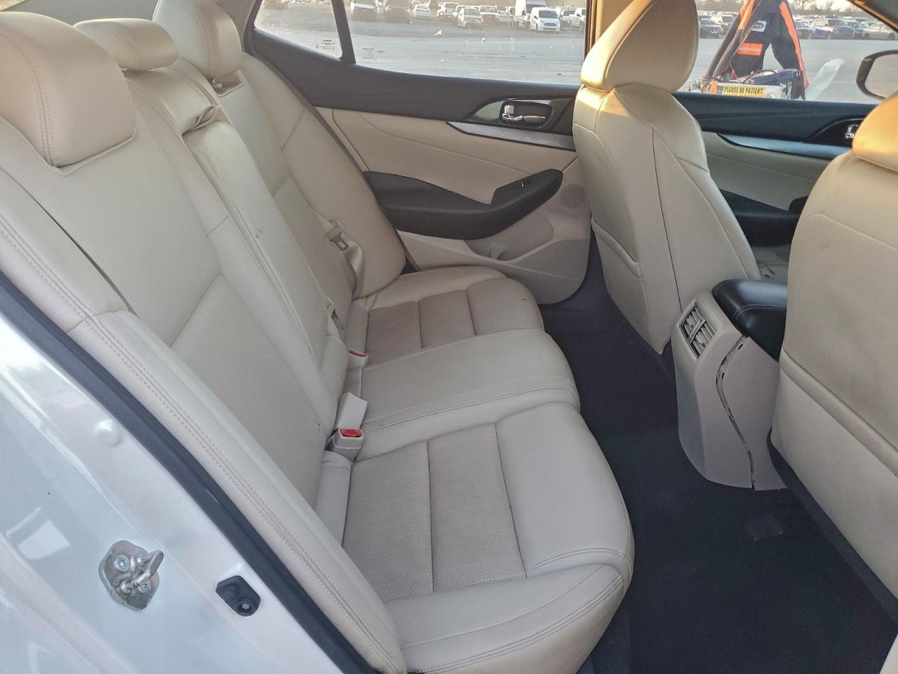 Nissan Maxima 3.5s