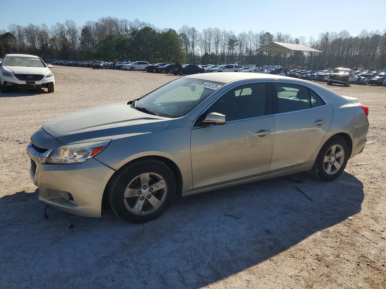 Salvage Chevrolet Malibu Image