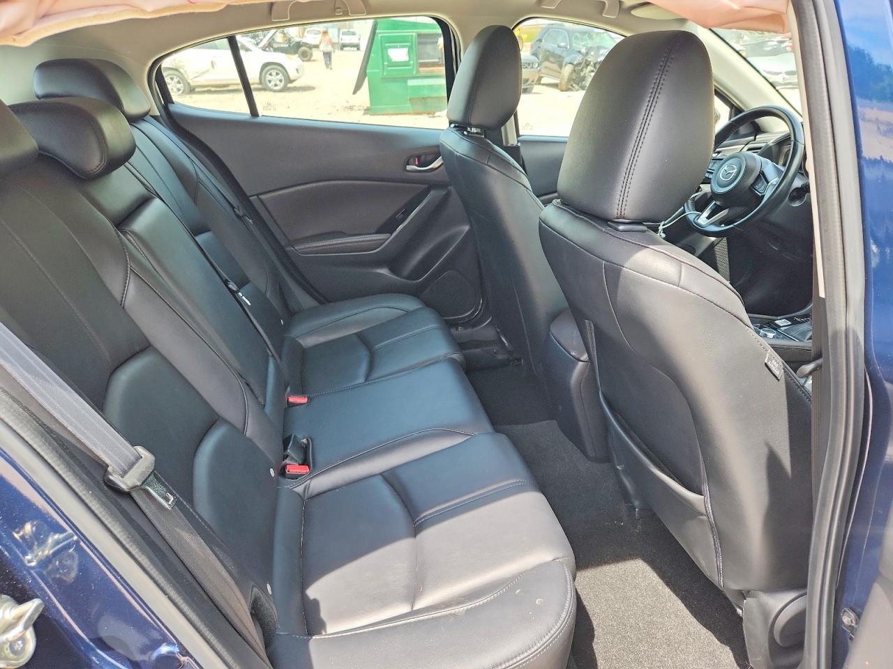 Mazda 3 Touring