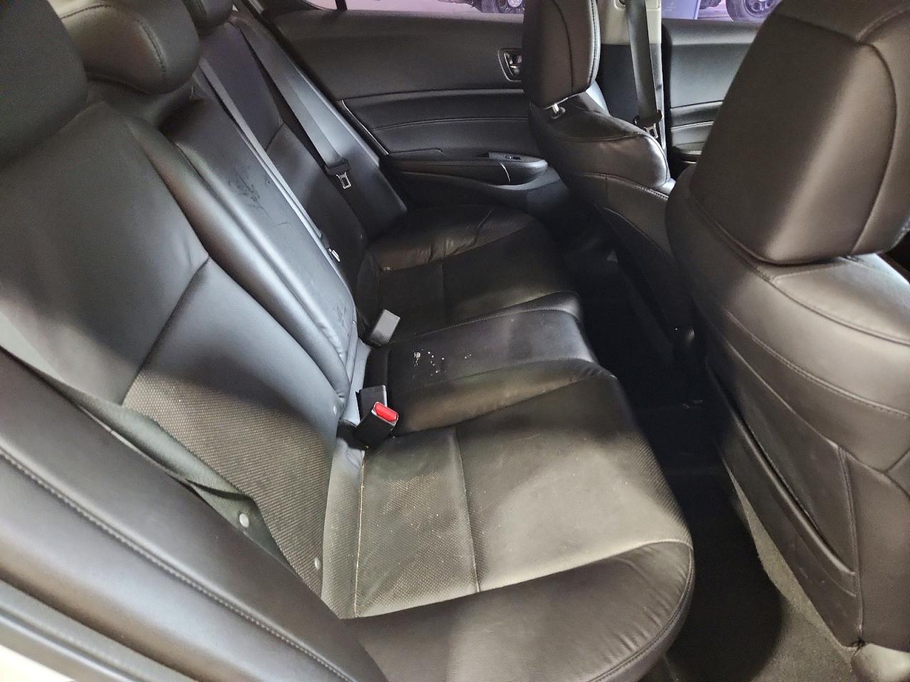 Acura ILX 20 Premium