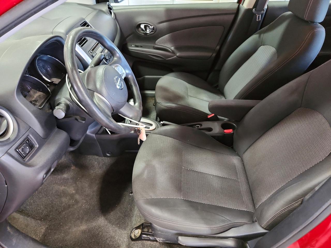 Nissan Versa 1.6 Sv