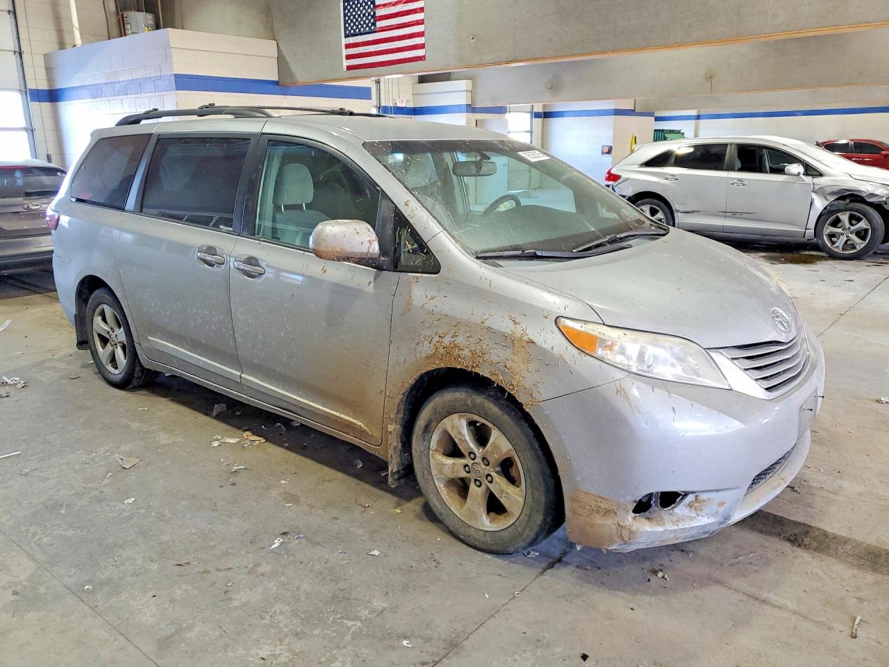 Toyota Sienna Le