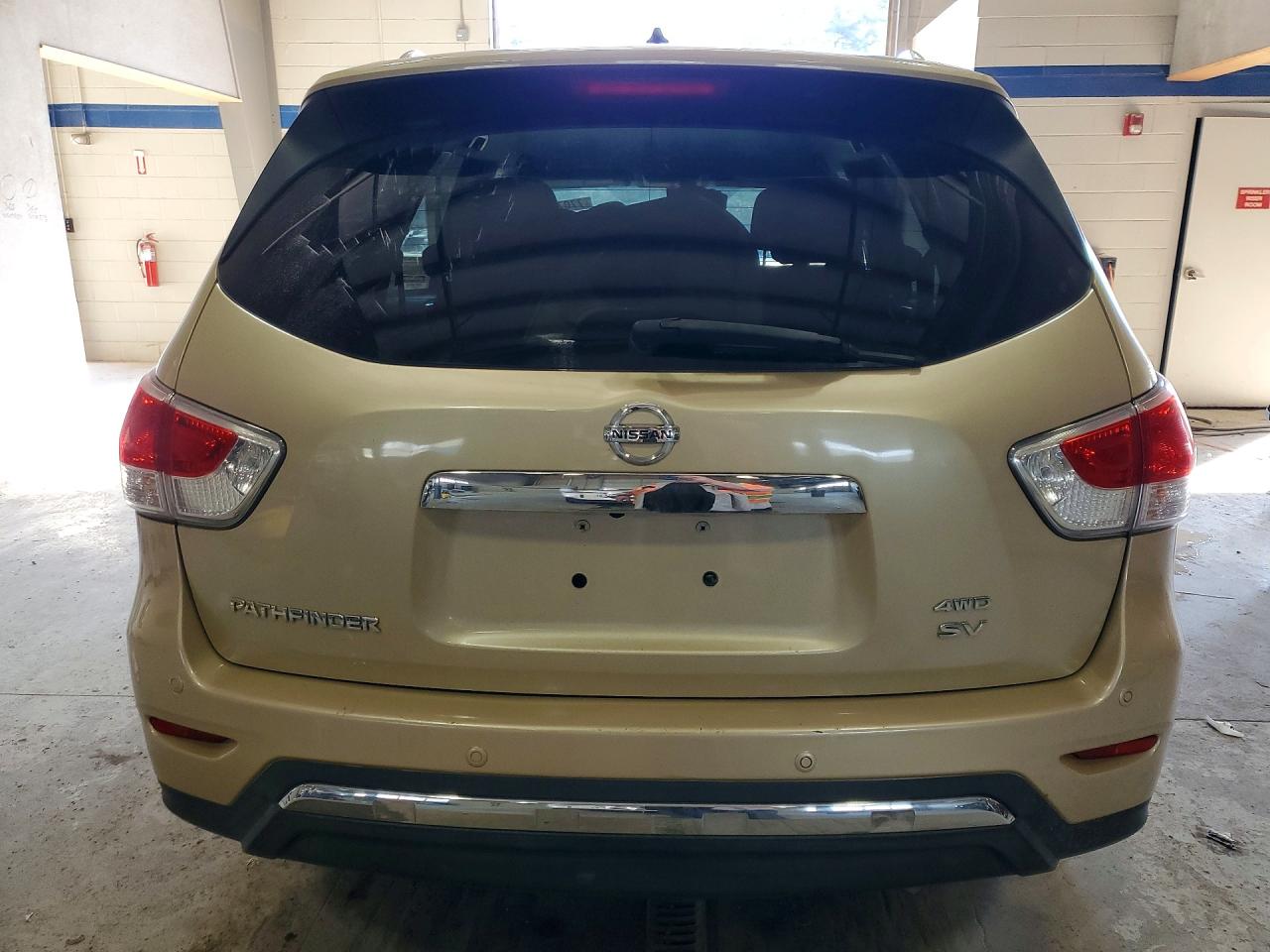 Nissan Pathfinder S