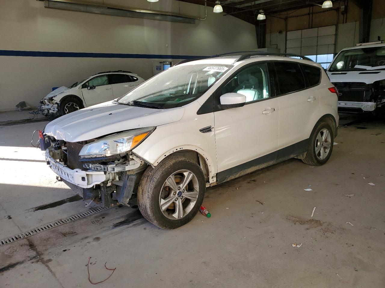 Salvage Ford Escape Image