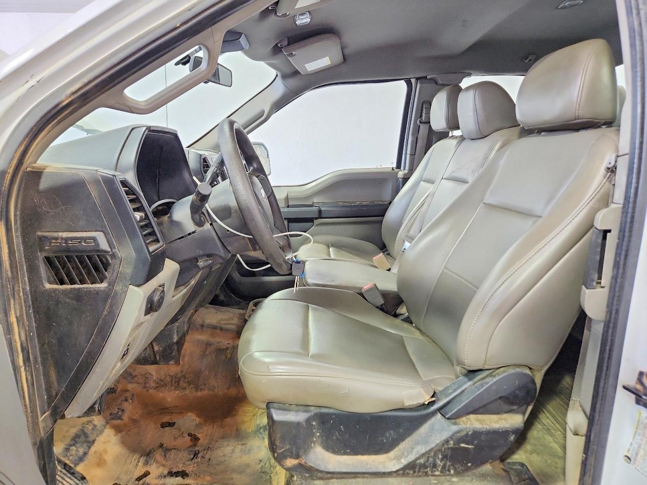 Ford F-150 Super Cab